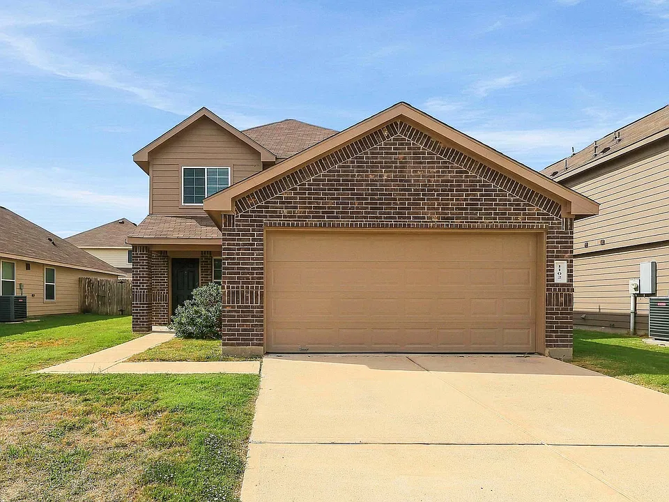 1102 Marquis Dr