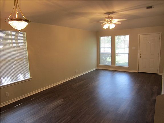 5th image of 13352 Water Oak Ln #B