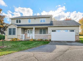 1060 E Cook Rd, Grand Blanc, MI 48439