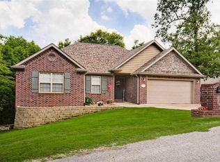 57 Harrington Dr, Bella Vista, AR 72714