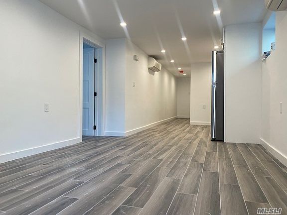 3rd image of 62 Kentucky St