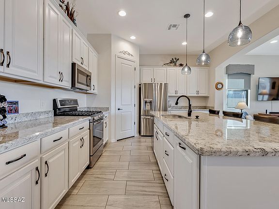 5th image of 13197 N Rainbow Cactus Ct