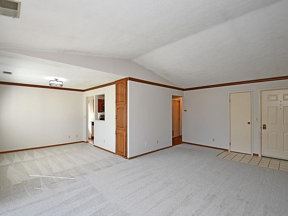 5th image of 5120 Old Oak Trl Unit 43