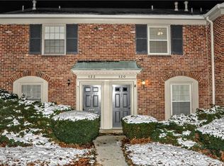 120 Jamestown Ct, Pittsburgh, PA