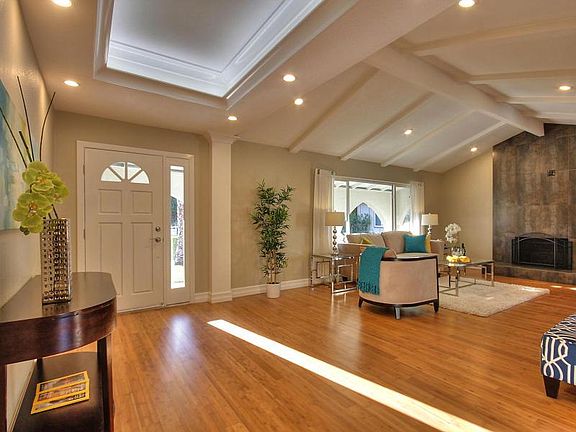 4th image of 5628 Comanche Ct