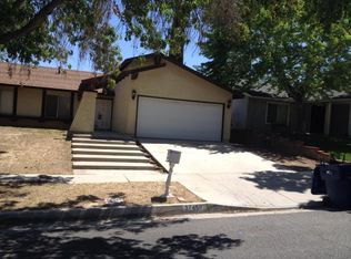 37450 3rd St E, Palmdale, CA 93550