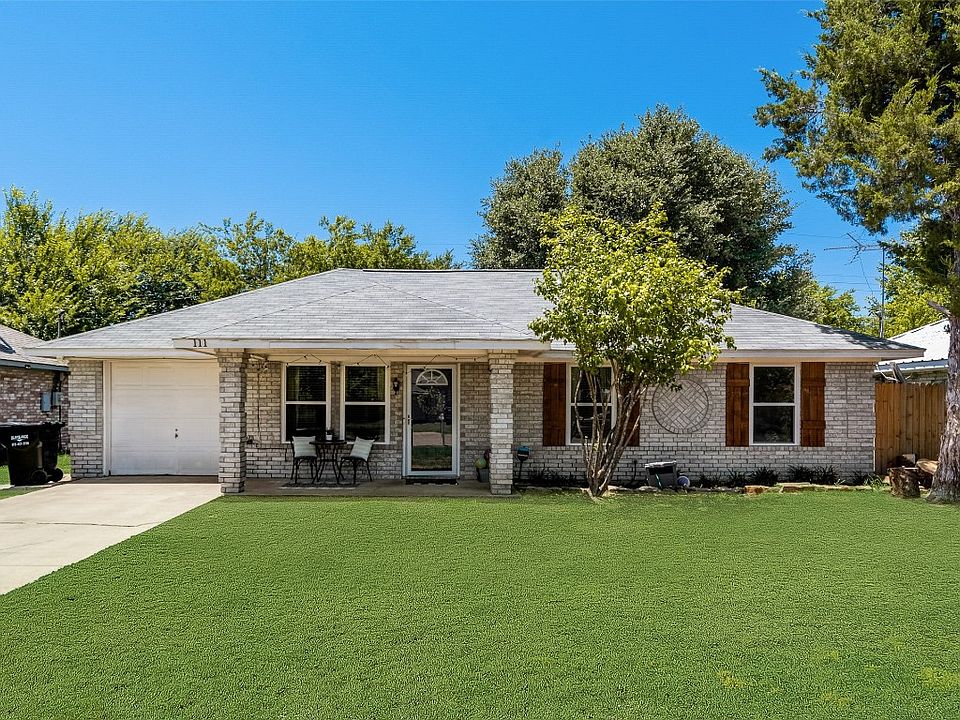 1st image of 111 Meadow Dr