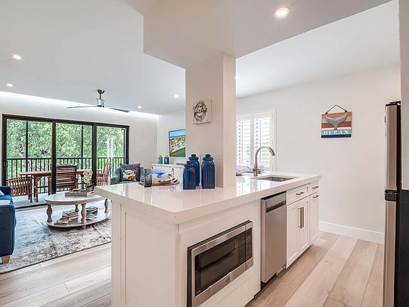 3rd image of 3120 Tennis Villas #3120