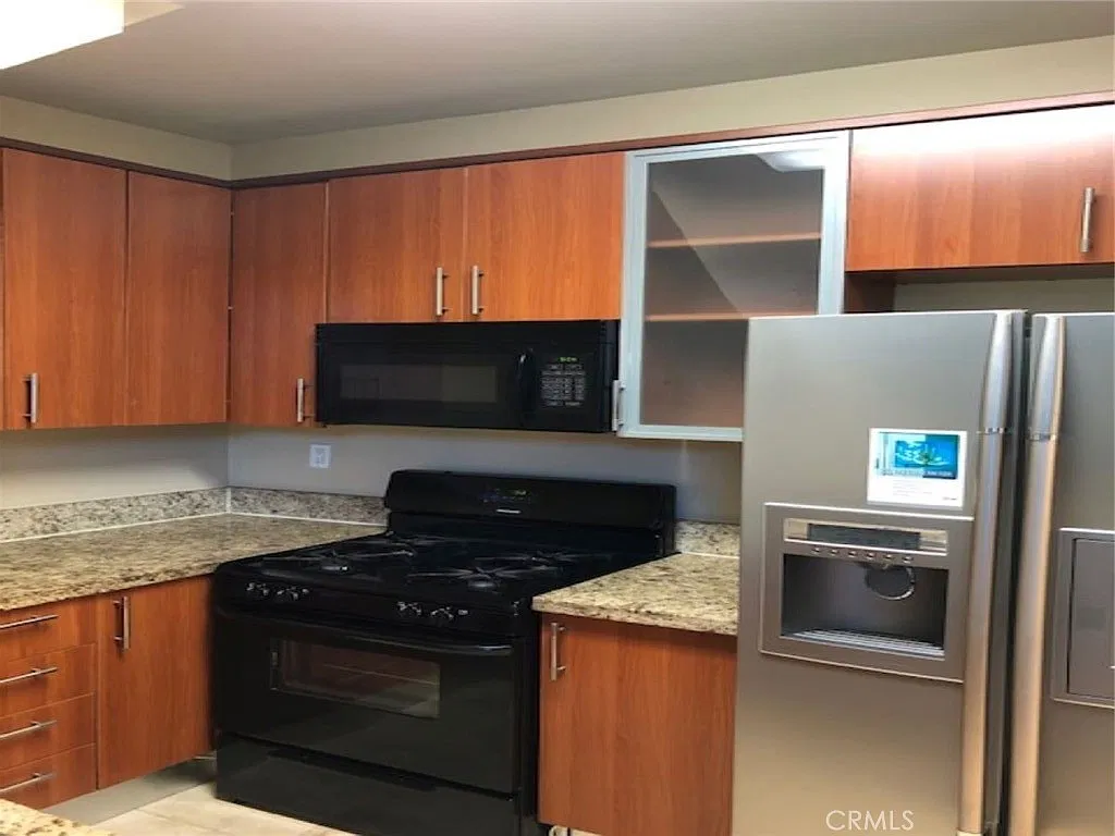 620 S Gramercy Pl — Photo 1