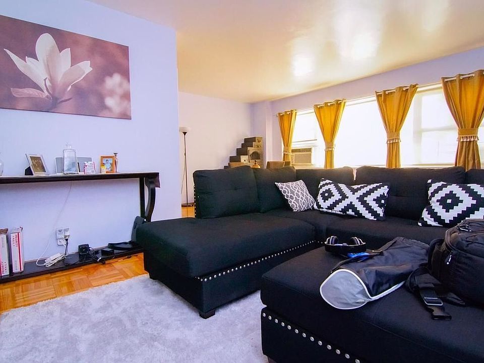 1st image of 7 Fordham Hill Oval APT 3G