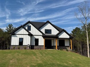 1017 Cable Rd, Waleska, GA 30183