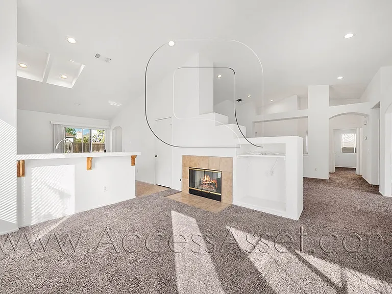 35847 Gerard Dou St — Photo 6