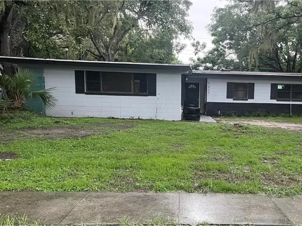 5837 Perrine Dr, Orlando, FL 32808