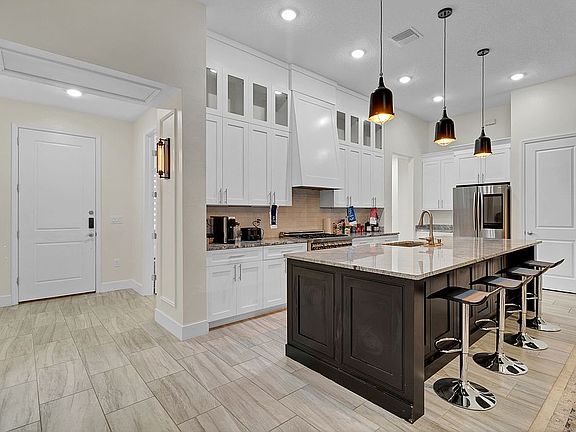 3rd image of 20241 Macon Pkwy