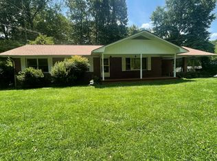 169 Pine Grove Dr, Andrews, NC 28901