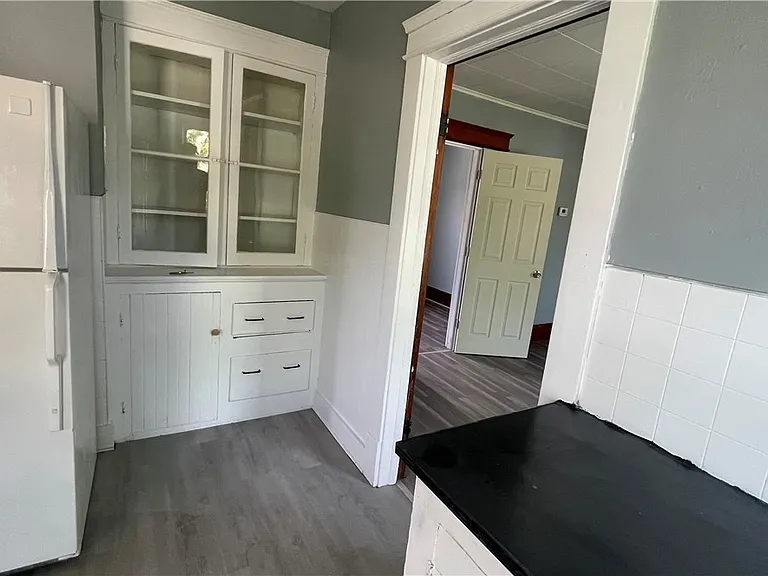 4322 Bush Ave — Photo 26