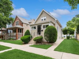 1168 S Grove Ave, Oak Park, IL 60304
