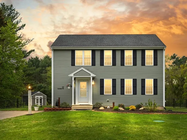 57 Thomas St, Middleboro, MA 02346