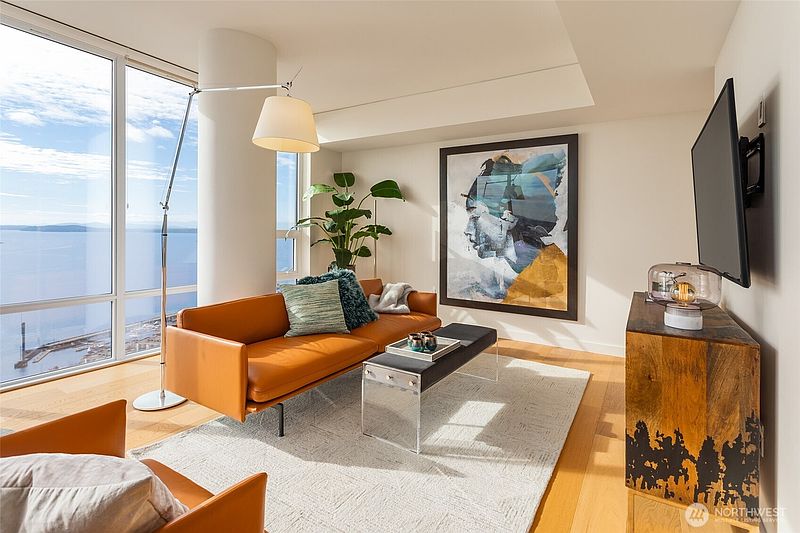 3rd image of 121 Stewart Street #2505