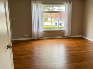 6 N Albert St, Mount Prospect, IL 60056