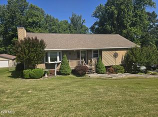 3265 Winesap Rd, Kingsport, TN 37663