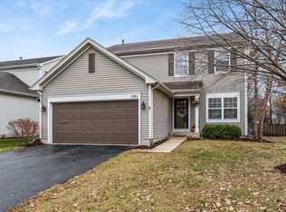 1961 Wilson Creek Cir, Aurora, IL 60503