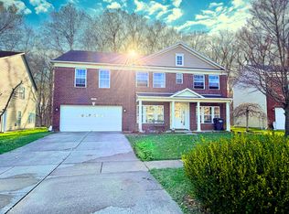 360 Legacy Blvd, Greenwood, IN 46143
