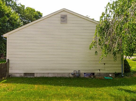 4th image of 751 Cypress Dr