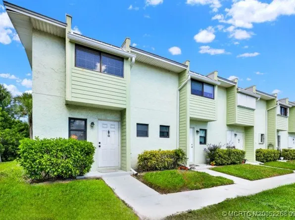 9413 S Ocean Dr, Jensen Beach, FL 34957