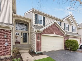 12 Bitter Spring Ct #12, Algonquin, IL 60102