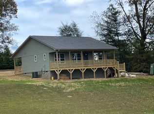 226 Pressley Hill Rd, Fletcher, NC 28732