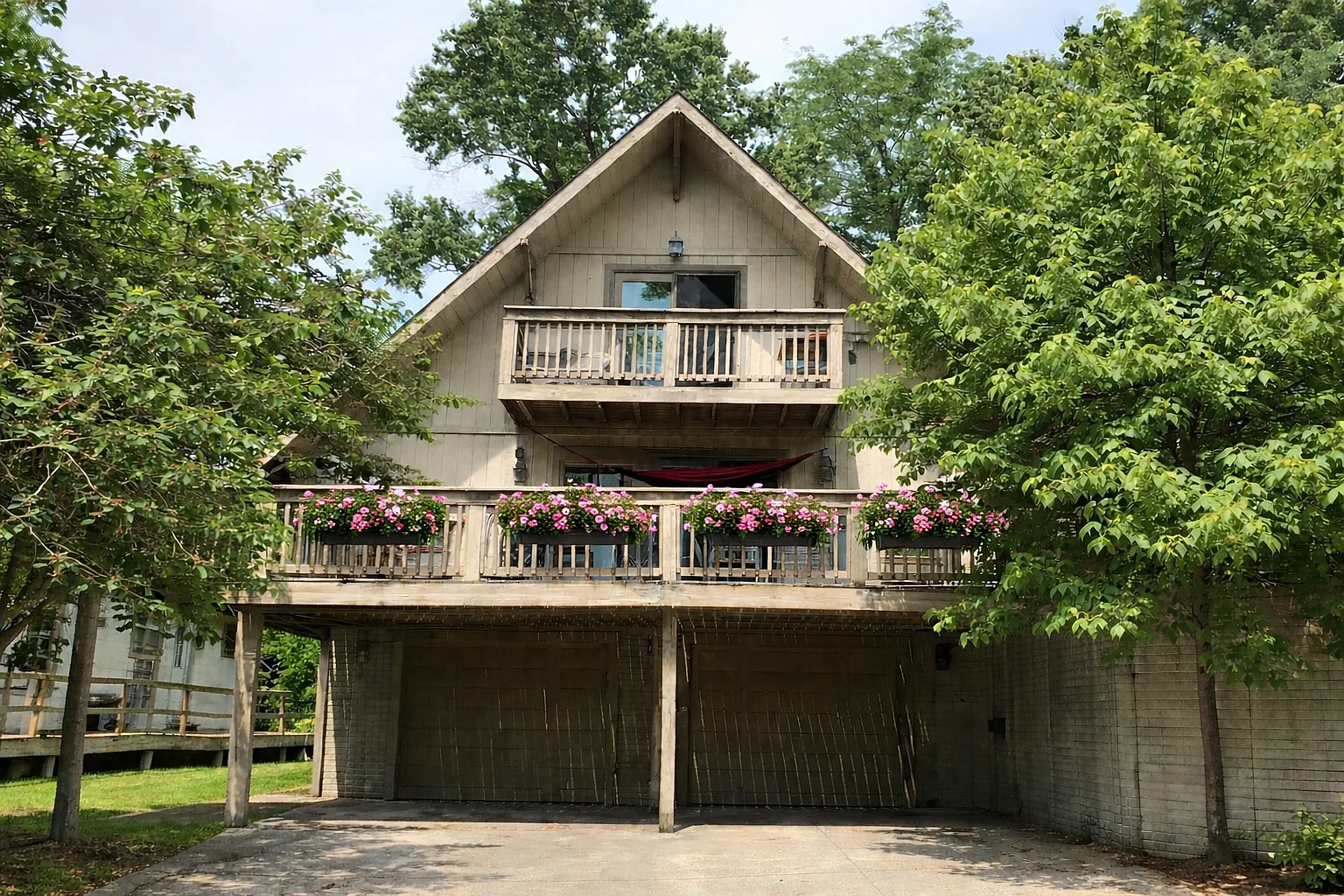 37 Walker Street — Photo 1