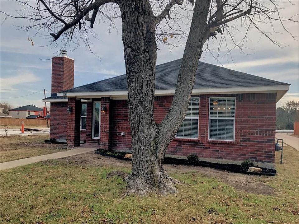 1st image of 1631 Mockingbird Ln