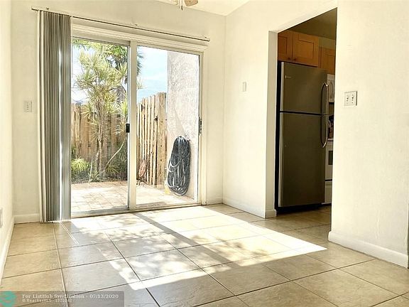 5th image of 3050 NE 5th Ter APT 3