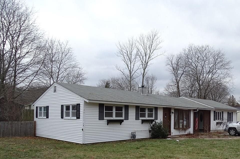 18 St, Plainville, MA 02762 Zillow