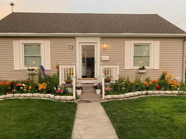 158 Sheffield St, Bellevue, OH 44811