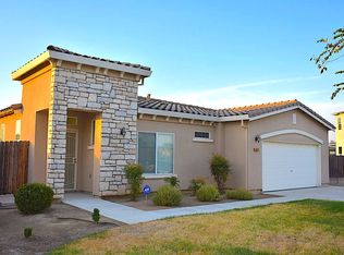 1341 Merrill Ave, Dinuba, CA 93618