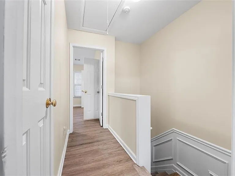 3944 Howell Park Rd — Photo 25