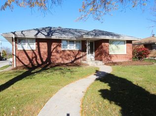 1916 W Whitaker Ave, Milwaukee, WI 53221