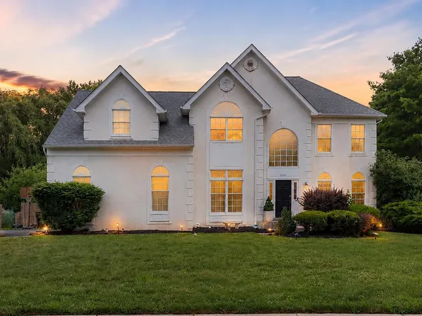 2059 Dawn Ln, Newtown, PA 18940