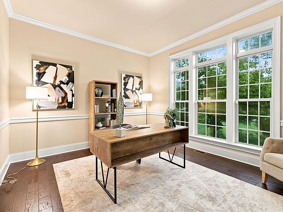 3rd image of 2841 Flora Oaks Way