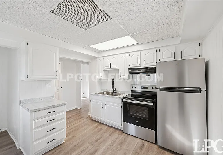 4013 Caroline Ave — Photo 4