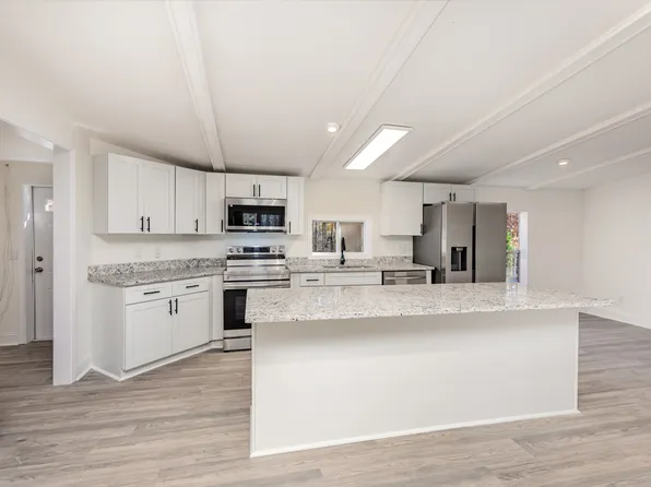 130 Old Lowesville Rd, Stanley, NC 28164