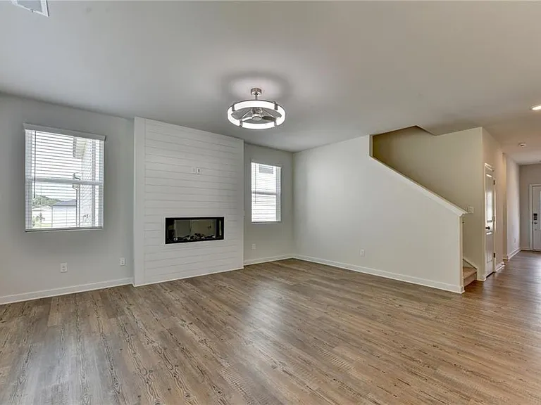 5165 Union Heights Way — Photo 6