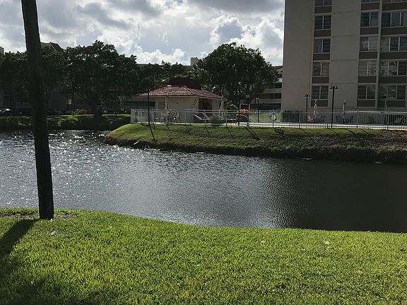 3rd image of 6911 Environ Blvd APT 6K