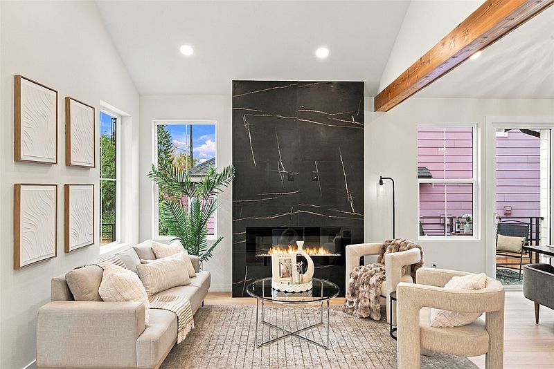 5th image of 5606 11th Avenue NE