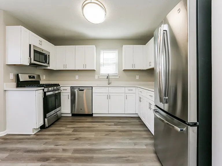 213 Summer Hill Cir — Photo 9