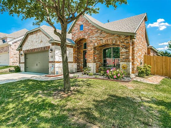 2nd image of 3204 Outlook Ct