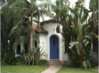 1262 Carmona Ave, Los Angeles, CA 90019