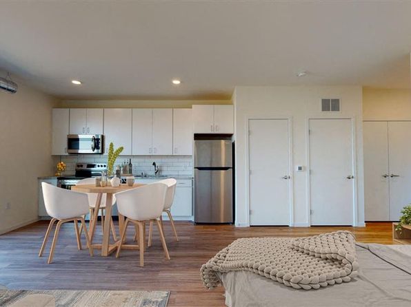2220 Snelling Ave #505